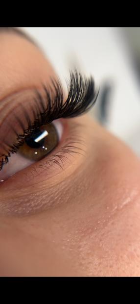 Idealne Stylizacja rzęs i brwi Daria Wojtasiak