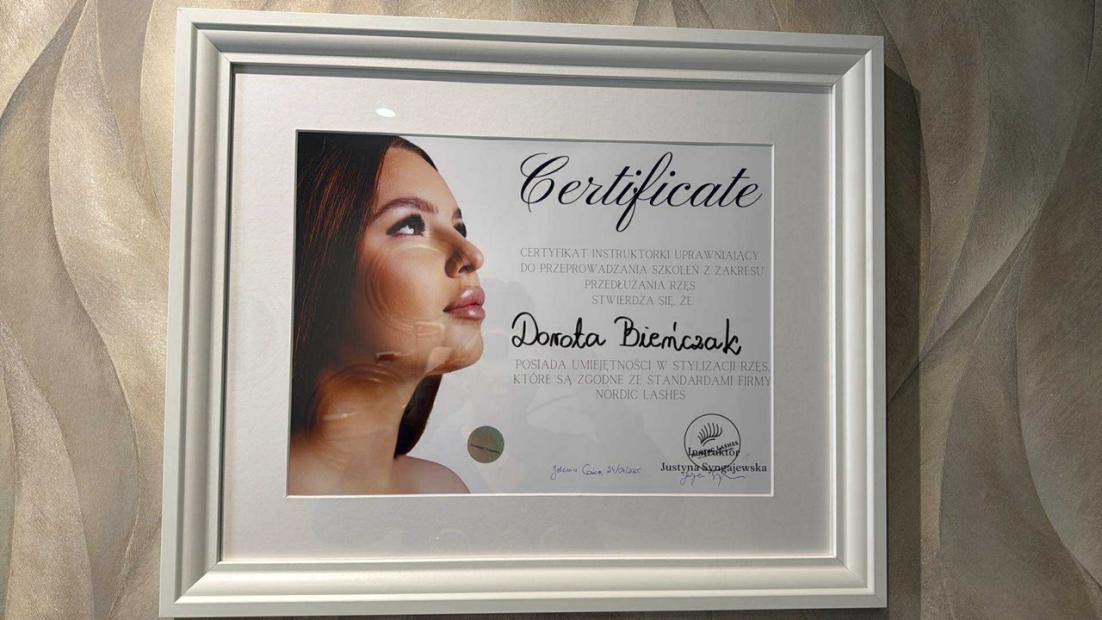 Doris Lashes & Eyebrows Dorota Bieńczak