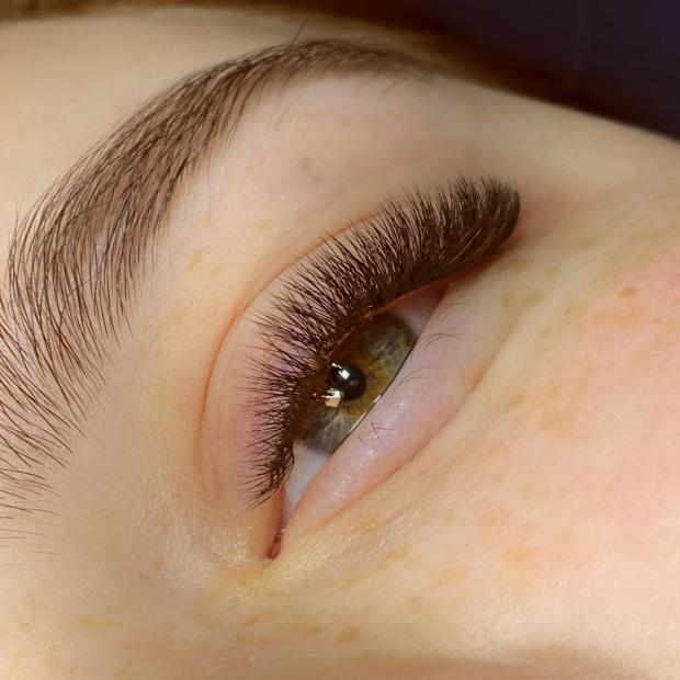 Szkolenie z przedłużania rzęs metodą 2-3D