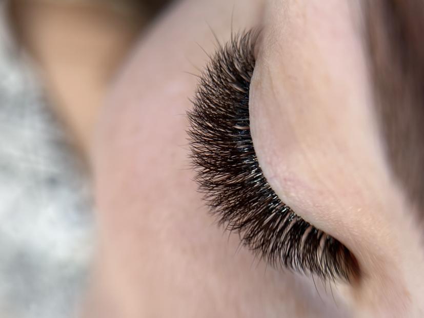 Idealne Stylizacja rzęs i brwi Daria Wojtasiak